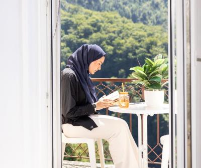 Surval Montreux balcony