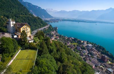 Surval-Tennis-Court-2